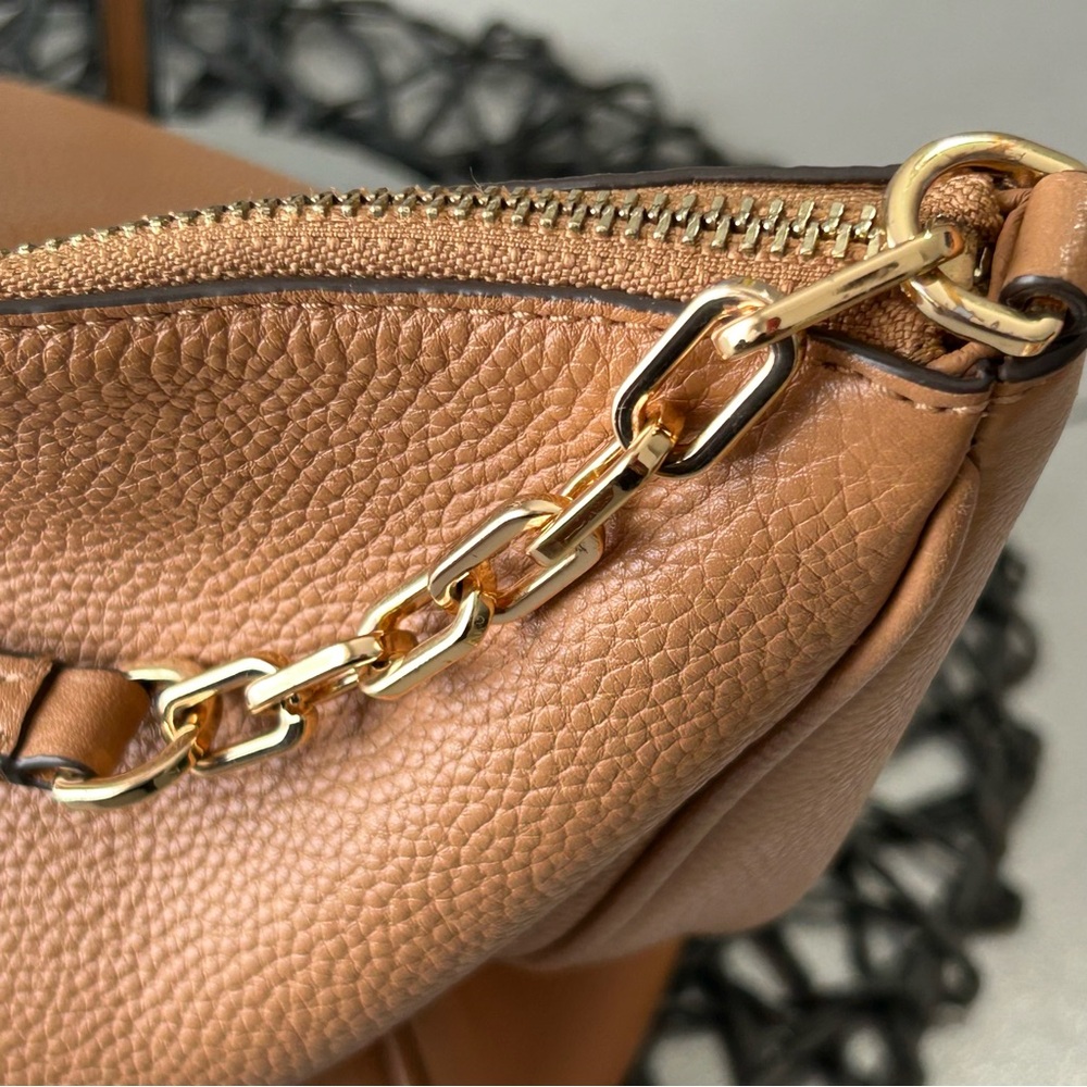 Tory Burch Carter Slouchy Hobo Bag - Picture 6 of 11